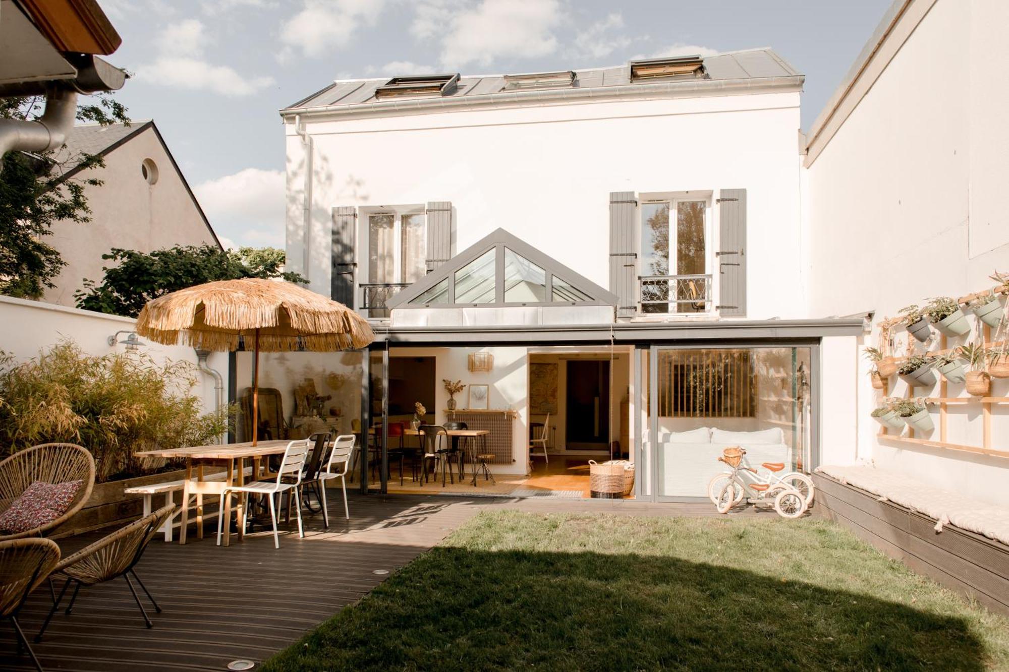 Logement Entier Ou A Partager Dans Maison Familiale A Rueil Malmaison, Proche De Paris La Defense Bagian luar foto